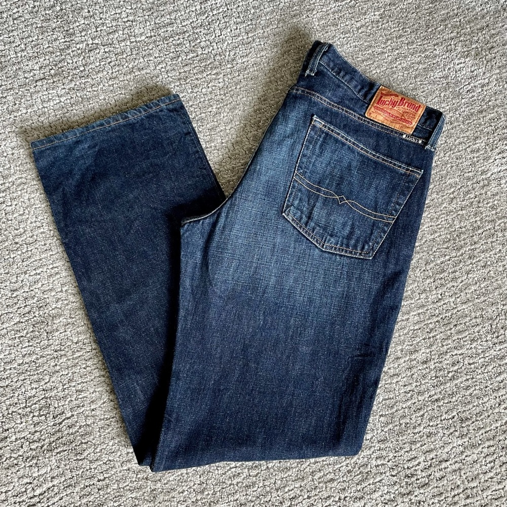 EUC men’s Lucky Brand Jeans in 36 waist.
